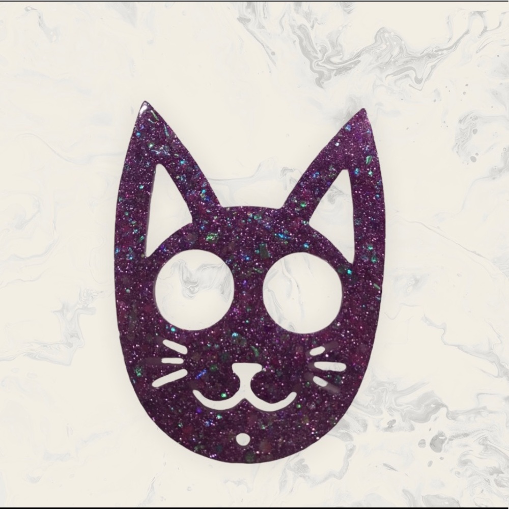 DEEP PURPLE CAT KEYCHAIN - Picture 1 of 2
